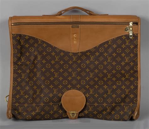 louis vuitton suit bag vintage